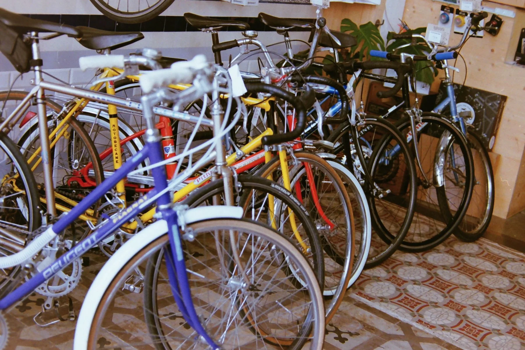Vélos vintage en boutique, 250 rue Paul Bert Lyon 03